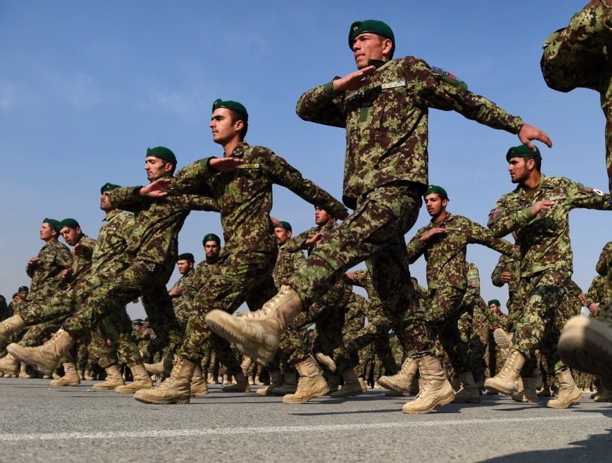 چه شد که ارتش مدرن افغانستان به این راحتی از طالبان شکست خورد؟ چه شد که ارتش مدرن افغانستان به این راحتی از طالبان شکست خورد؟