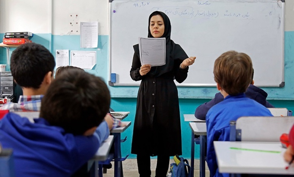 ورود ۱۰۰ هزار معلم جدید به آموزش و پرورش در مهرماه ورود ۱۰۰ هزار معلم جدید به آموزش و پرورش در مهرماه