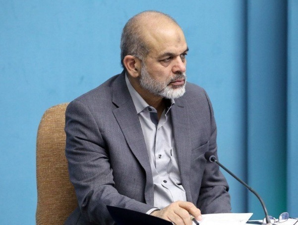 وزیر کشور: احتمال تغییر در استانداردهای شاخص آلودگی برای جلوگیری از تعطیلی مدارس وزیر کشور: احتمال تغییر در استانداردهای شاخص آلودگی برای جلوگیری از تعطیلی مدارس