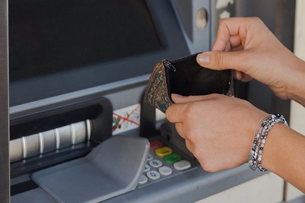 زمان برداشت یارانه معترضان تغییر کرد؟ زمان برداشت یارانه معترضان تغییر کرد؟