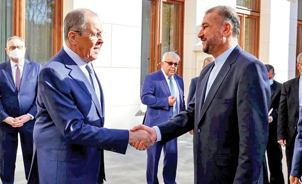 لاوروف در تهران چه میکند؟ لاوروف در تهران چه میکند؟