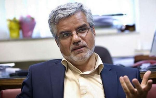 دولت به جای رسیدگی به زندگی مردم بر حجاب تمرکز کرده است