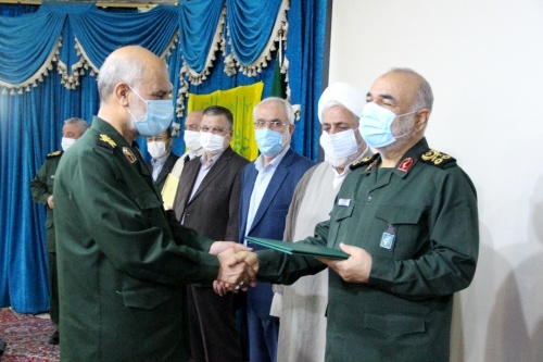 آیین تکریم و معارفه فرماندهی سپاه حفاظت ولی امر (عج) برگزار شد آیین تکریم و معارفه فرماندهی سپاه حفاظت ولی امر (عج) برگزار شد
