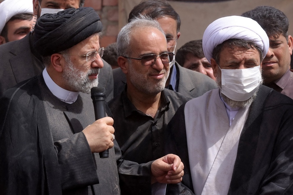 لباس گِلی رئیسی چه کسانی را خوشحال کرد؟ لباس گِلی رئیسی چه کسانی را خوشحال کرد؟