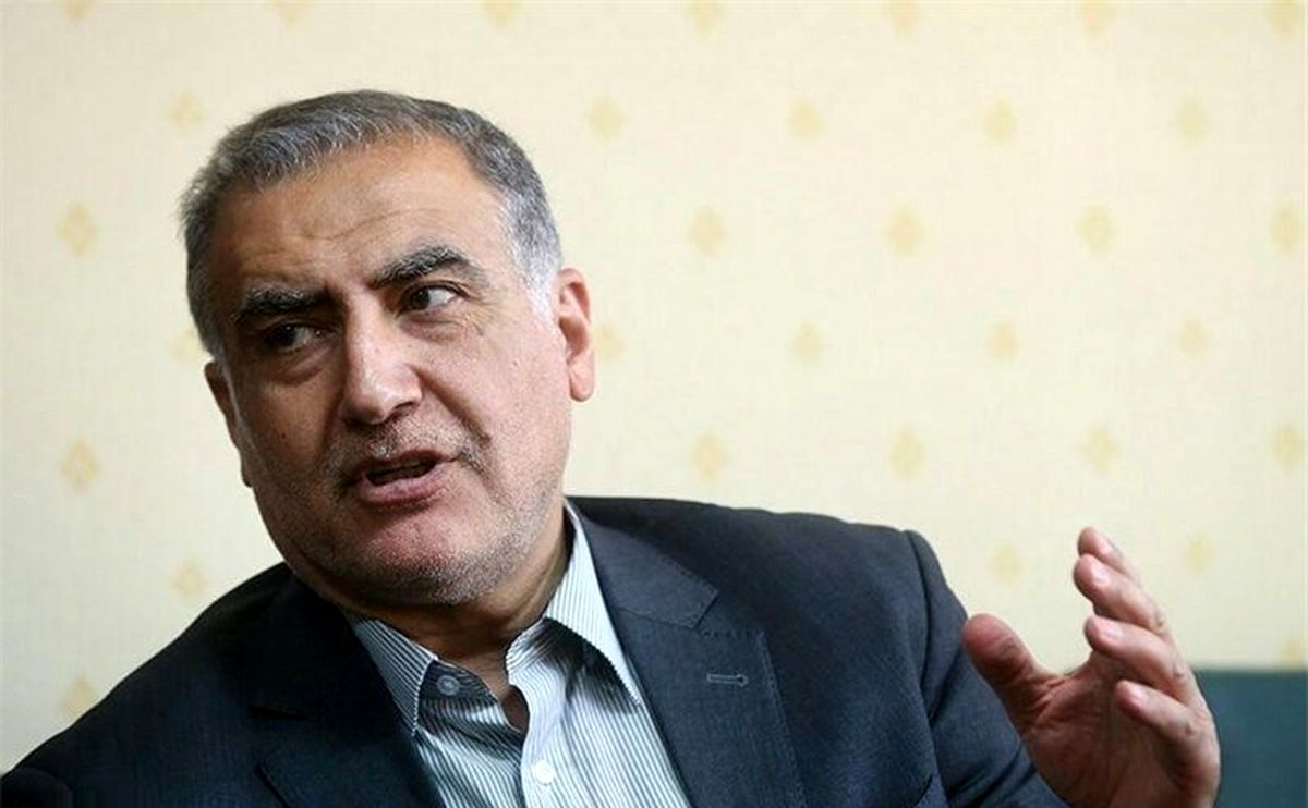 مردم کوچه و بازار ۱۷۷ میلیارد دلار از کشور خارج و به دبی و ترکیه بردند/ دولت در وعدههای اقتصادی توفیقی بدست نیاورد مردم کوچه و بازار ۱۷۷ میلیارد دلار از کشور خارج و به دبی و ترکیه بردند/ دولت در وعدههای اقتصادی توفیقی بدست نیاورد