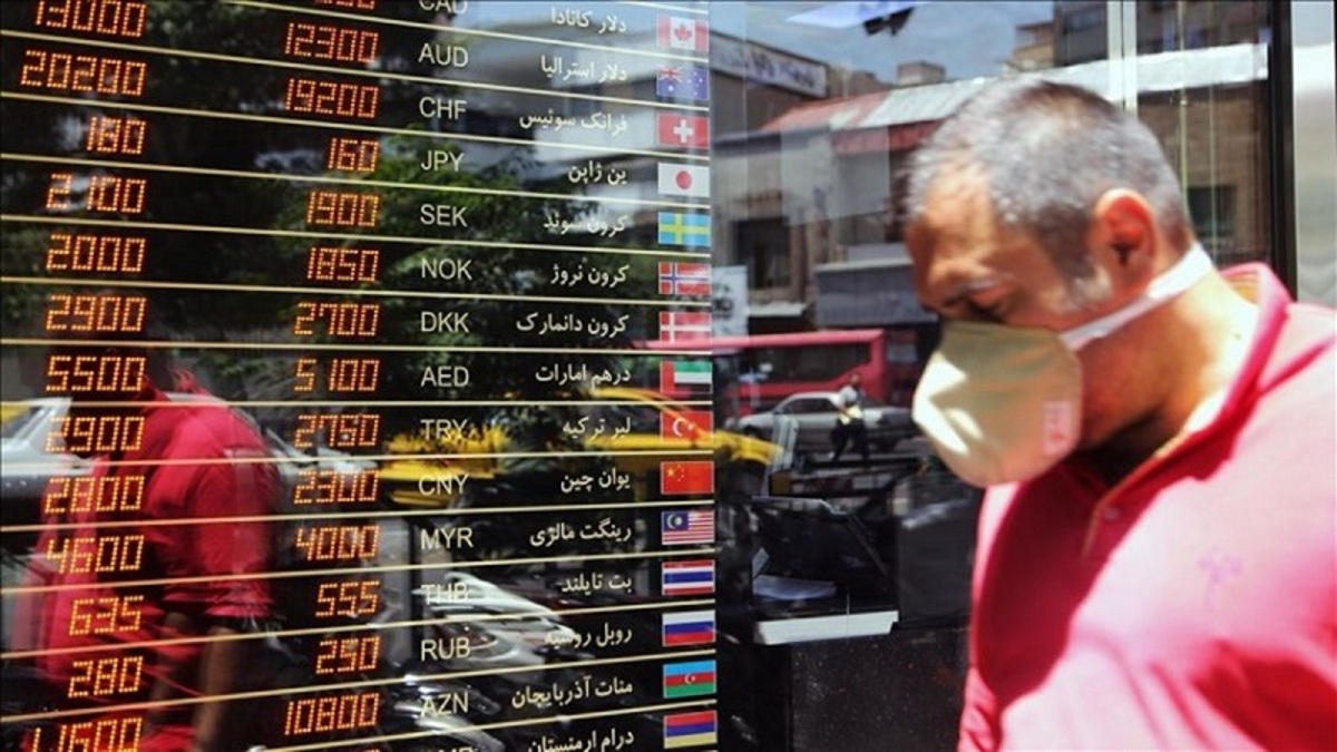 اثر مسافرتهای آخر تابستان در بازار ارز اثر مسافرتهای آخر تابستان در بازار ارز