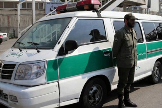 دفاع روزنامه دولت از ارشاد افراد بدحجاب توسط نیروی انتظامی/ پلیس در این زمینه پیشرفت کرده دفاع روزنامه دولت از ارشاد افراد بدحجاب توسط نیروی انتظامی/ پلیس در این زمینه پیشرفت کرده