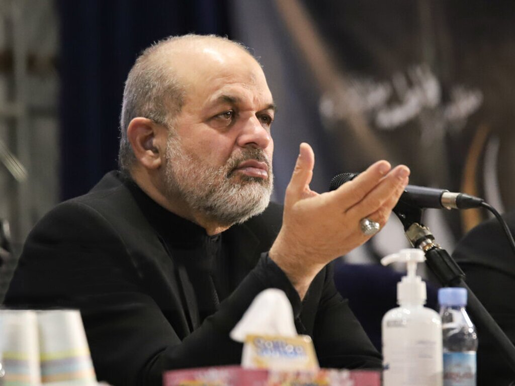 وزیر کشور: تاکنون گزارشی مبنی بر ضرب و شتم مهسا امینی، از طرف دستگاههای نظارتی به ما ارائه نشده وزیر کشور: تاکنون گزارشی مبنی بر ضرب و شتم مهسا امینی، از طرف دستگاههای نظارتی به ما ارائه نشده