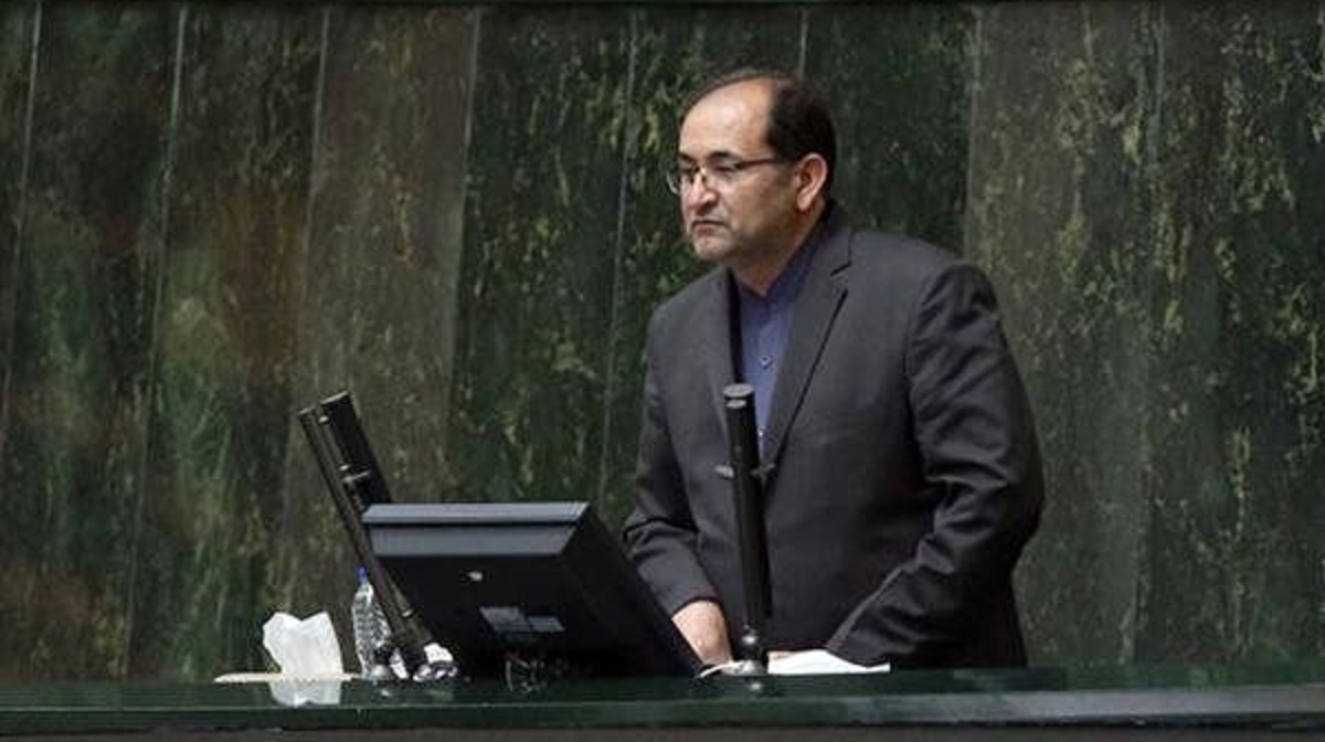 انتقاد شدید نماینده مجلس از گشت ارشاد: اگر نتوانستند مردم را در ۴ دهه ارشاد کنند پس در ۲۰ دقیقه که با کتک بازداشت می کنند هم نمی توانند/ موضوع درگذشت مهسا امینی فقط یک نمونه از بازداشتیها بود که رسانهای گردید / گشت ارشاد حق چنین برخوردی را با زنان کشورمان ندارد انتقاد شدید نماینده مجلس از گشت ارشاد: اگر نتوانستند مردم را در ۴ دهه ارشاد کنند پس در ۲۰ دقیقه که با کتک بازداشت می کنند هم نمی توانند/ موضوع درگذشت مهسا امینی فقط یک نمونه از بازداشتیها بود که رسانهای گردید / گشت ارشاد حق چنین برخوردی را با زنان کشورمان ندارد