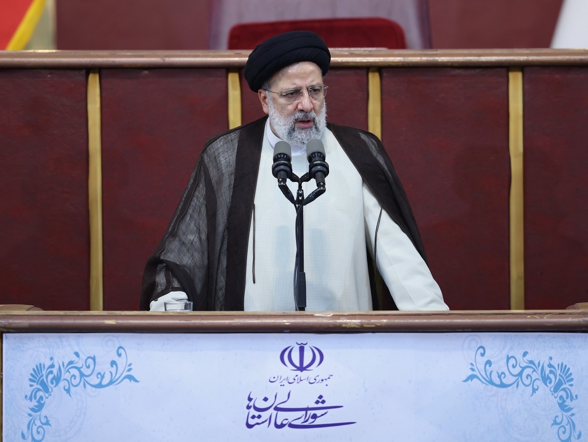 رئیسی: اصلاح عقبنشینی نیست/ مهم، رضایت مردم است رئیسی: اصلاح عقبنشینی نیست/ مهم، رضایت مردم است