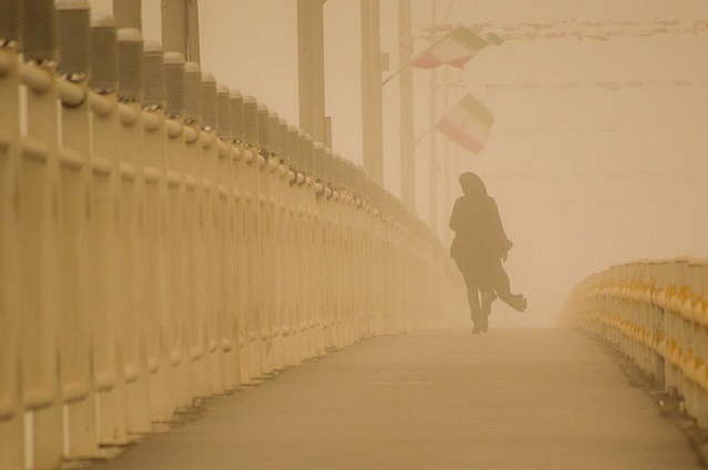ریزگردها، ایران را کویر میکند! ریزگردها، ایران را کویر میکند!