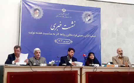 کارگران مشکلات معیشتی را با یارانه حل کنند