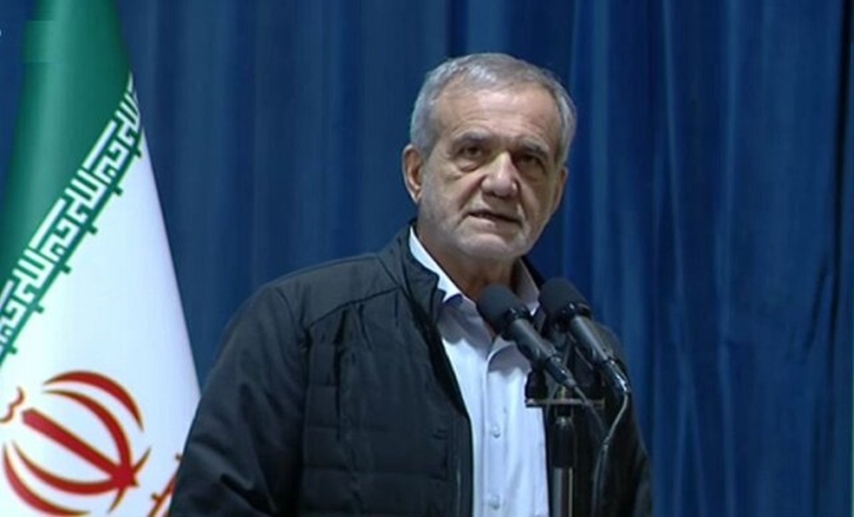 پزشکیان: ۴۷ سال است بجای پیدا کردن مشکل، افراد را عوض می کنیم/با کمبود افرادی روبرو هستیم که علم و مهارت داشته باشند /مشکل از بالا است که اجازه داده نمیشود از راه حلهای مبتکرانه استفاده شود پزشکیان: ۴۷ سال است بجای پیدا کردن مشکل، افراد را عوض می کنیم/با کمبود افرادی روبرو هستیم که علم و مهارت داشته باشند /مشکل از بالا است که اجازه داده نمیشود از راه حلهای مبتکرانه استفاده شود