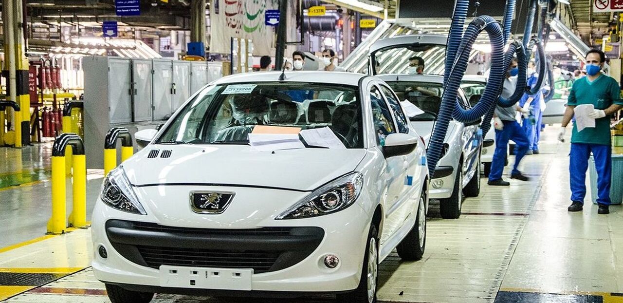 قیمت روز محصولات ایران خودرو و سایپا / پژو ۲۰۷ گران شد شاهین ارزان قیمت روز محصولات ایران خودرو و سایپا / پژو ۲۰۷ گران شد شاهین ارزان