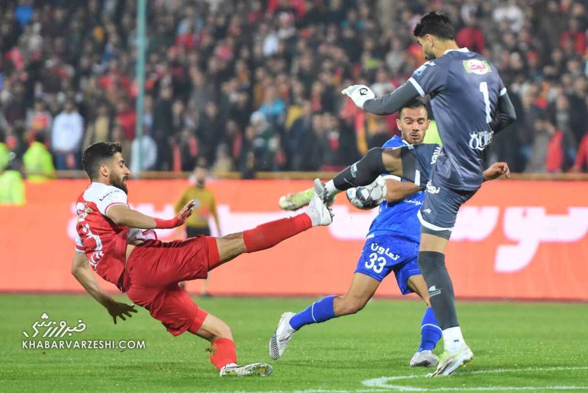 یا پرسپولیس قهرمان می شود یا استقلال اما در فوتبال آسیا چه گلی به سرمان خواهیم زد؟ یا پرسپولیس قهرمان می شود یا استقلال اما در فوتبال آسیا چه گلی به سرمان خواهیم زد؟