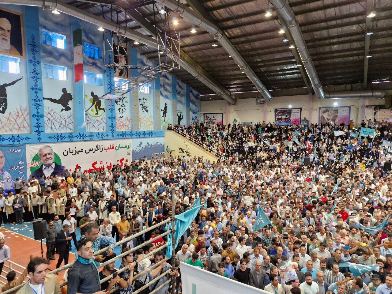 تصاویر توجهبرانگیز از طرفداران پزشکیان در لرستان