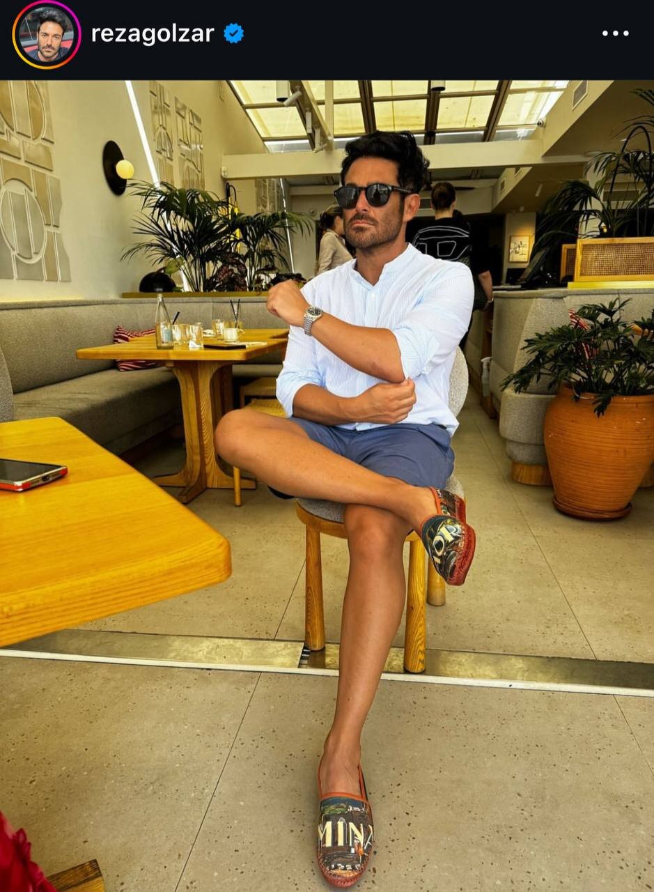 کفشهای عجیب اما گرانقیمت محمدرضا گلزار