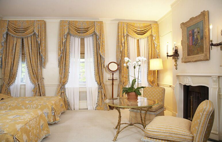 خانه اشرف پهلوی در آمریکا