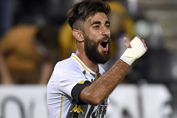 عکس| فاینورد راه رسیدن قلیزاده به پرسپولیس! عکس| فاینورد راه رسیدن قلیزاده به پرسپولیس!