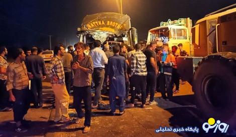 تصادف اتوبوس زائران پاکستانی با کامیون/ ۴۸ مصدوم و ۳ کشته تصادف اتوبوس زائران پاکستانی با کامیون/ ۴۸ مصدوم و ۳ کشته