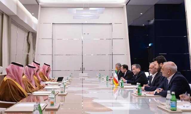 پزشکیان: عربستان را برادر خود میدانیم