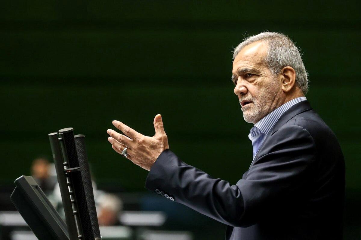 خبرداغ پزشکیان درباره بهبود کیفیت اینترنت و رفع فیلترینگ خبرداغ پزشکیان درباره بهبود کیفیت اینترنت و رفع فیلترینگ