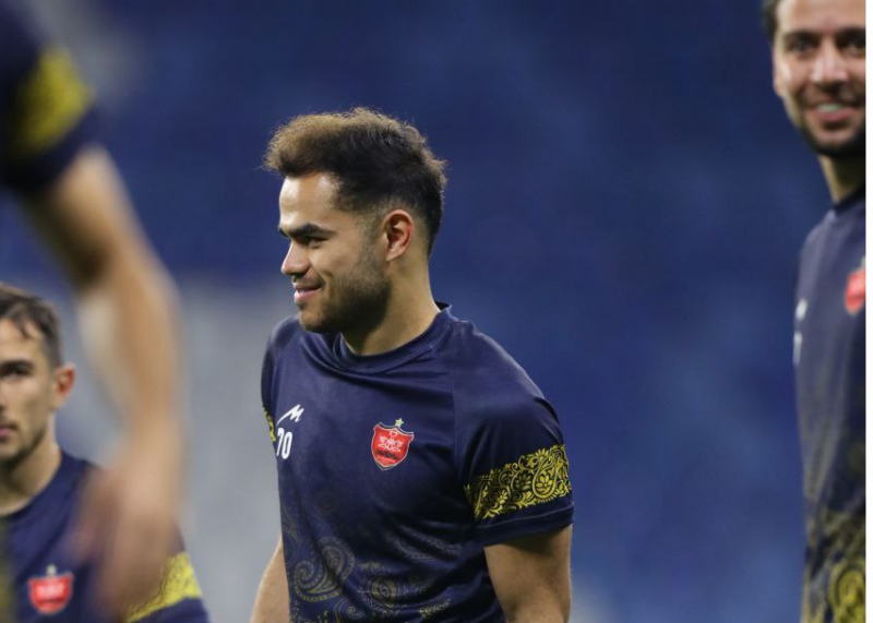 خط خوردن اورونوف پرسپولیسیها را خوشحال کرد! خط خوردن اورونوف پرسپولیسیها را خوشحال کرد!