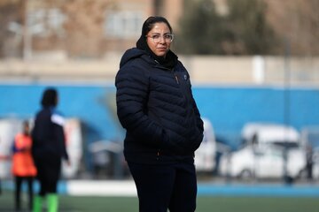 کریخوانی سرمربی تیم زنان پرسپولیس؛ متخصص صعود هستم! کریخوانی سرمربی تیم زنان پرسپولیس؛ متخصص صعود هستم!