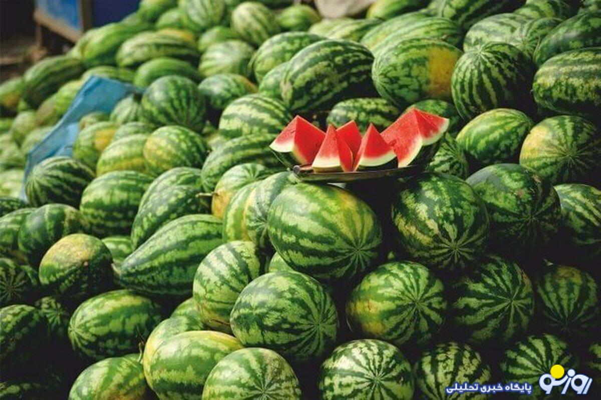 وضعیت بازار میوه در آستانه شب یلدا/ قیمت هندوانه سر به فلک کشید وضعیت بازار میوه در آستانه شب یلدا/ قیمت هندوانه سر به فلک کشید