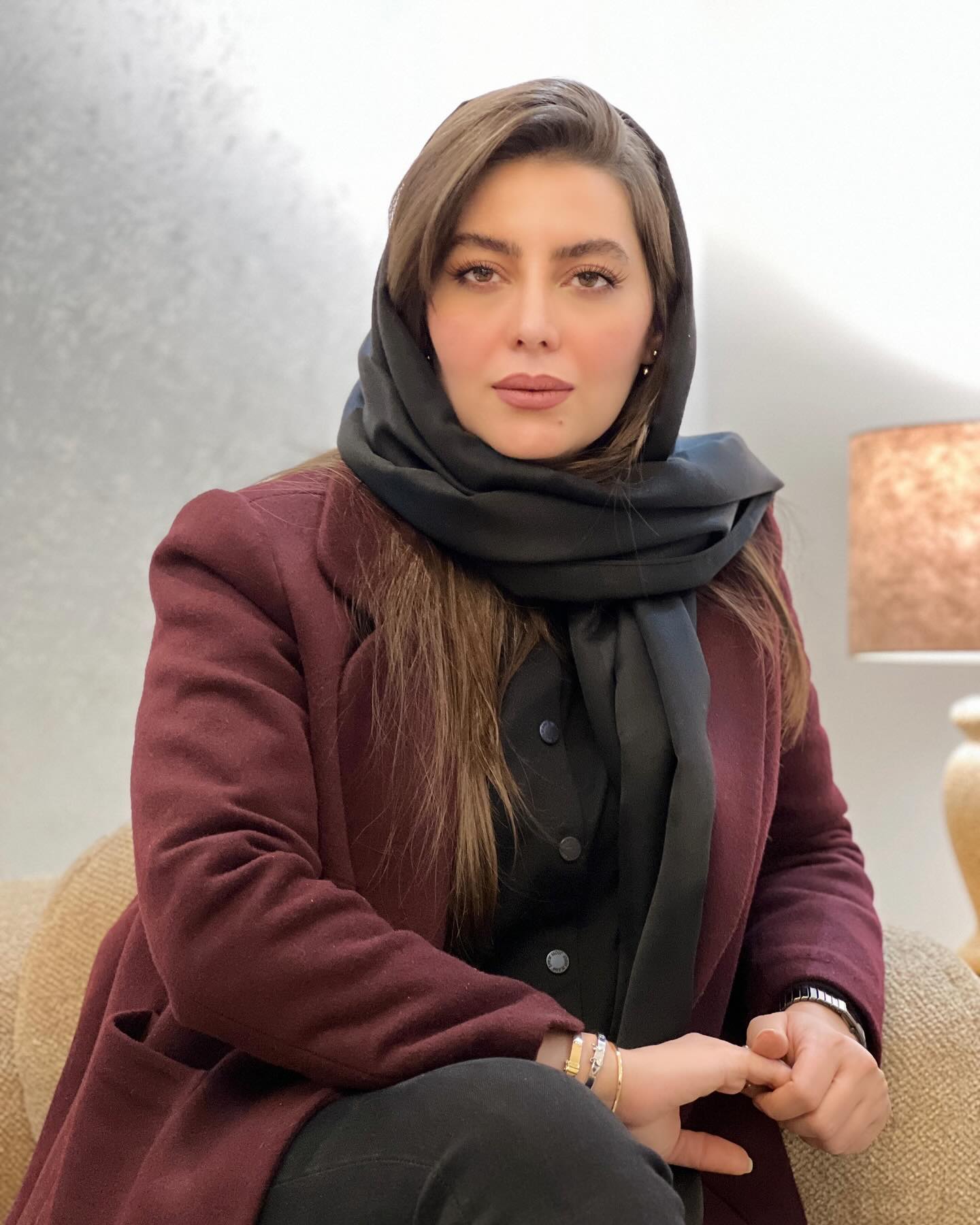 استایل پاییزی روژان سریال نون خ جلبتوجه کرد