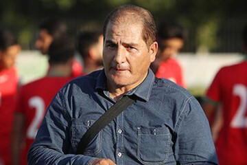 بیرانوند را رها کنید، مگر چه کار کرده؟/خداداد بنده خدا هم زیاد فحش میخورد بیرانوند را رها کنید، مگر چه کار کرده؟/خداداد بنده خدا هم زیاد فحش میخورد