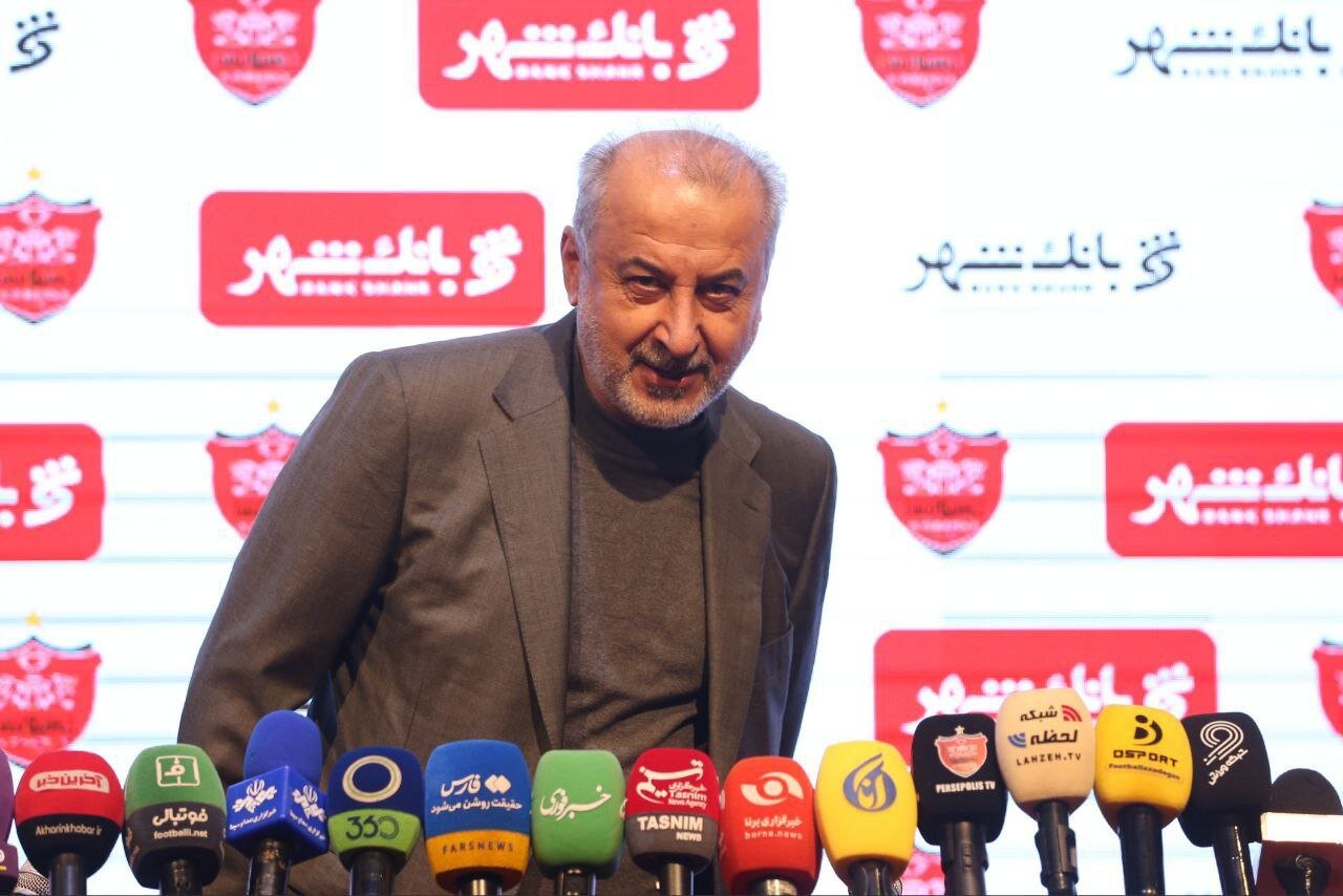 به درویش نمره عالی نمی‌دهم ولی نمره‌اش بد هم نیست؛ او فکر می‌کند برای همه‌چیز باید از پروین کمک بگیرد!