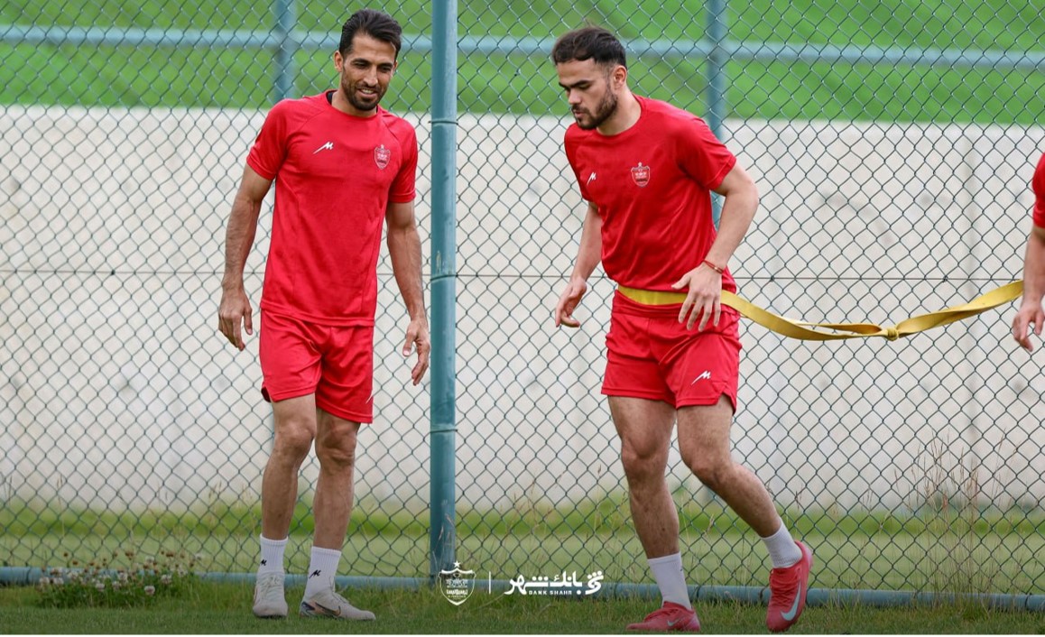 اوستون اورونوف و سرانجام خبری خوش از تمرینات پرسپولیس