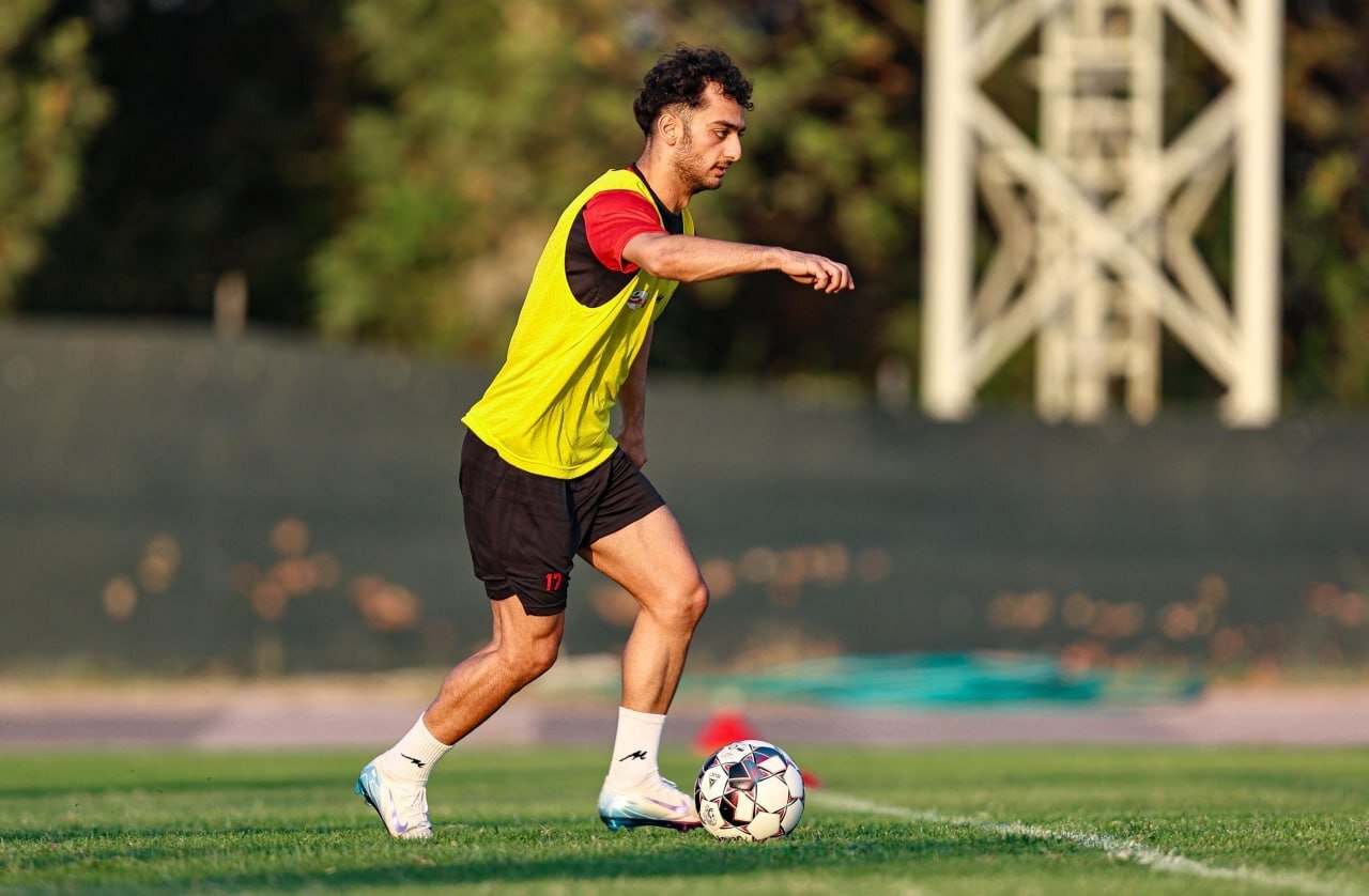 بررسی ابهامات جنجالی‌ترین انتقال سال؛ خشم پرسپولیسی‌ها از ماجرای فخریان!