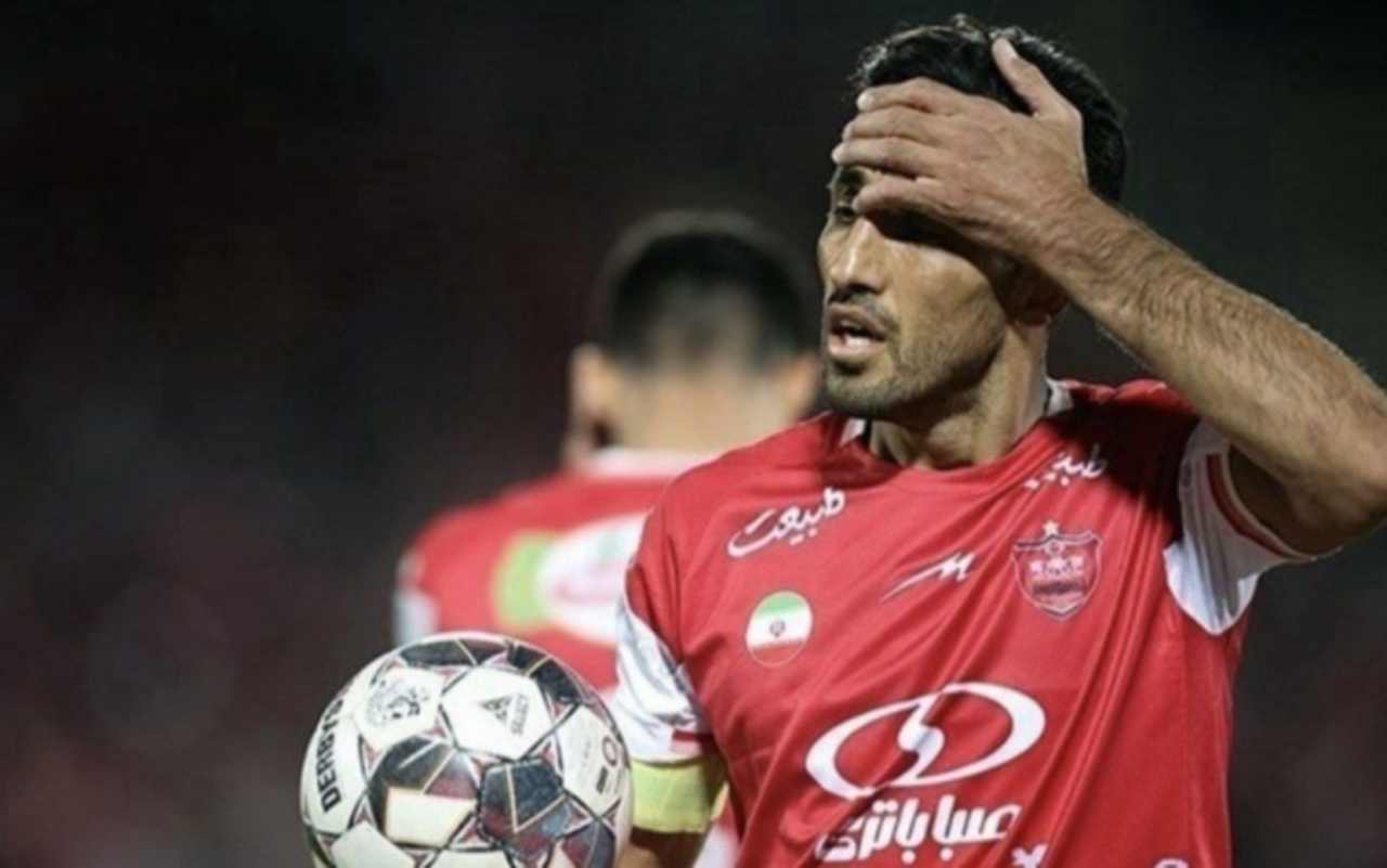 جنگ آشکار وحید هاشمیان با وحید امیری؛ جایت روی سکوهاست!