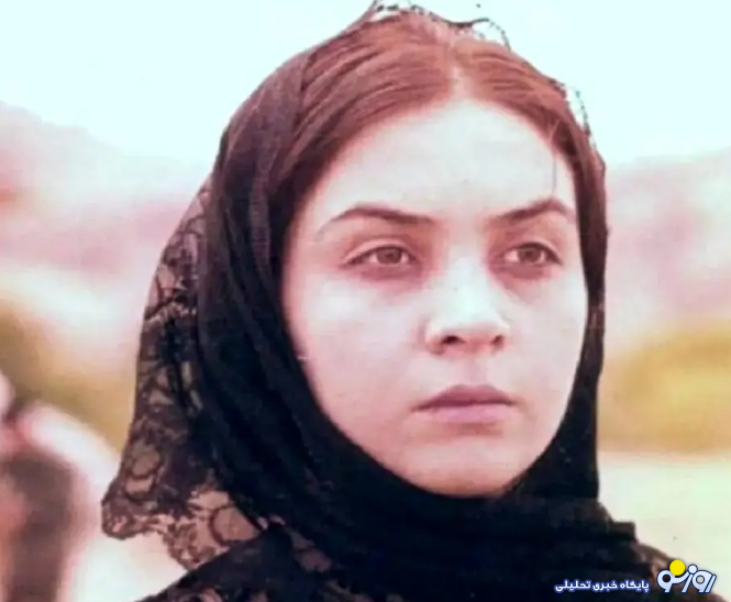 گلی زنگنه ۲۵ ساله