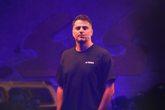 معرفی برنامه گنگ علی ضیا